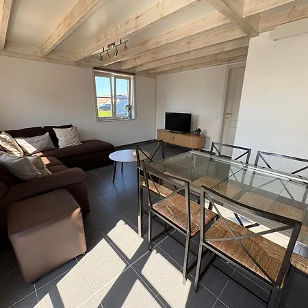 House Casita Wenduine بيت للعطل دي هان